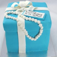 Gift Box Cake - Tiffany Gift Box with Pearls